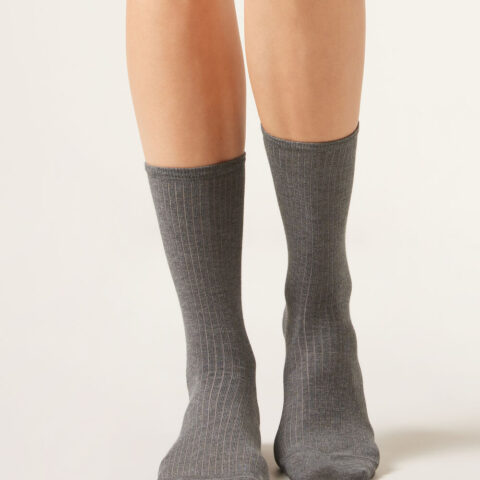 Ribbed Short Socks